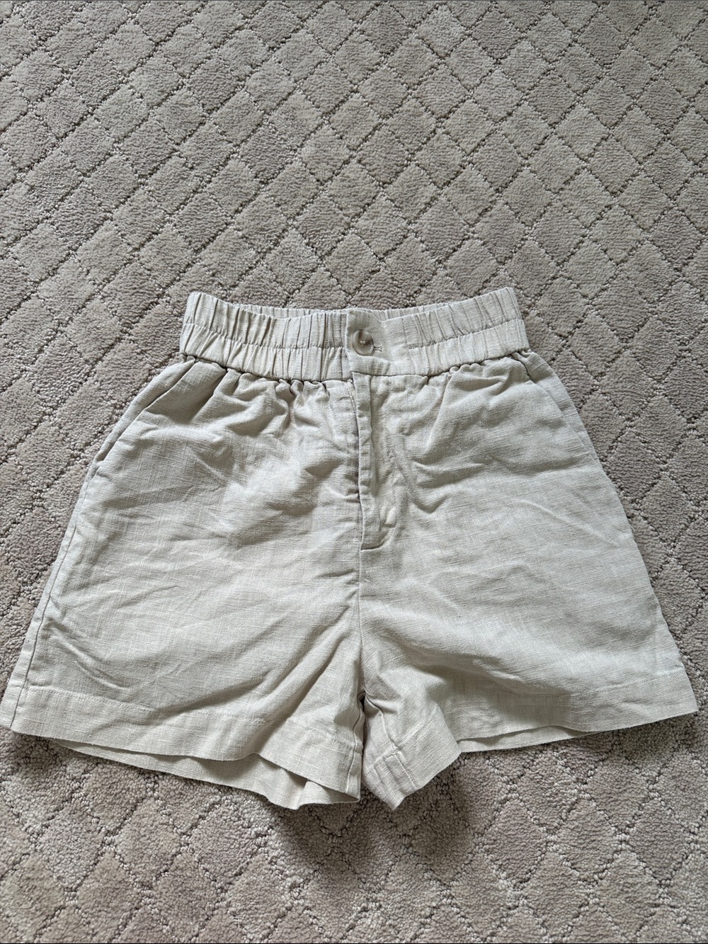 Kendall Lane Linen Shorts